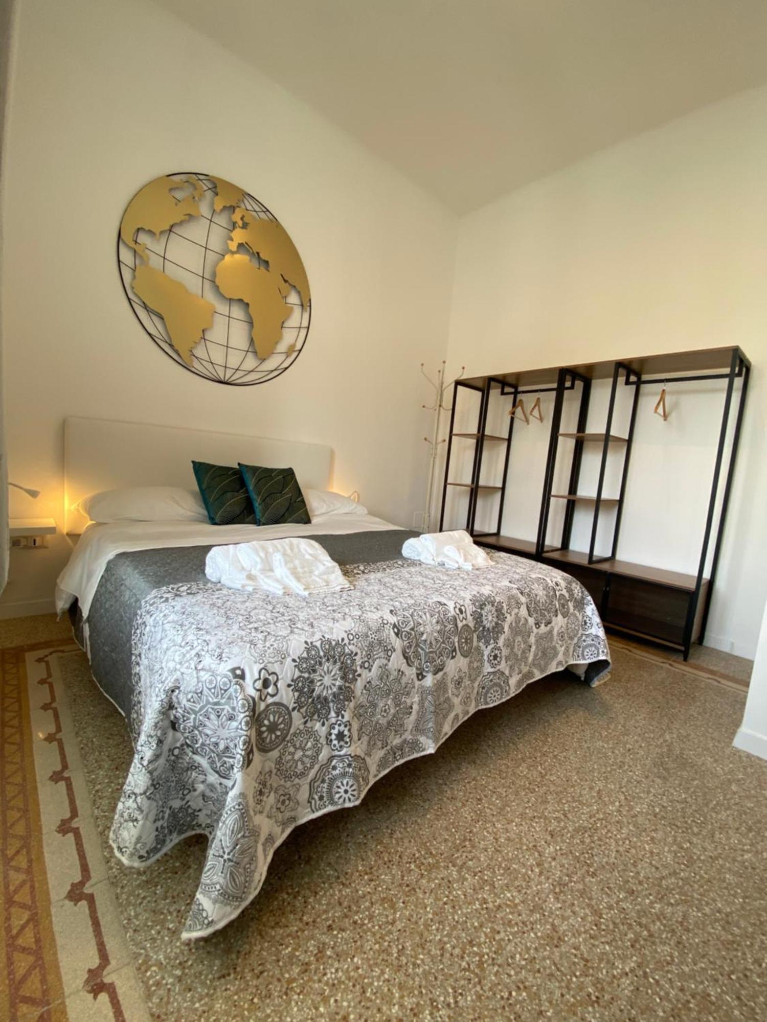 Conte Cavour Apartment Бари Екстериор снимка