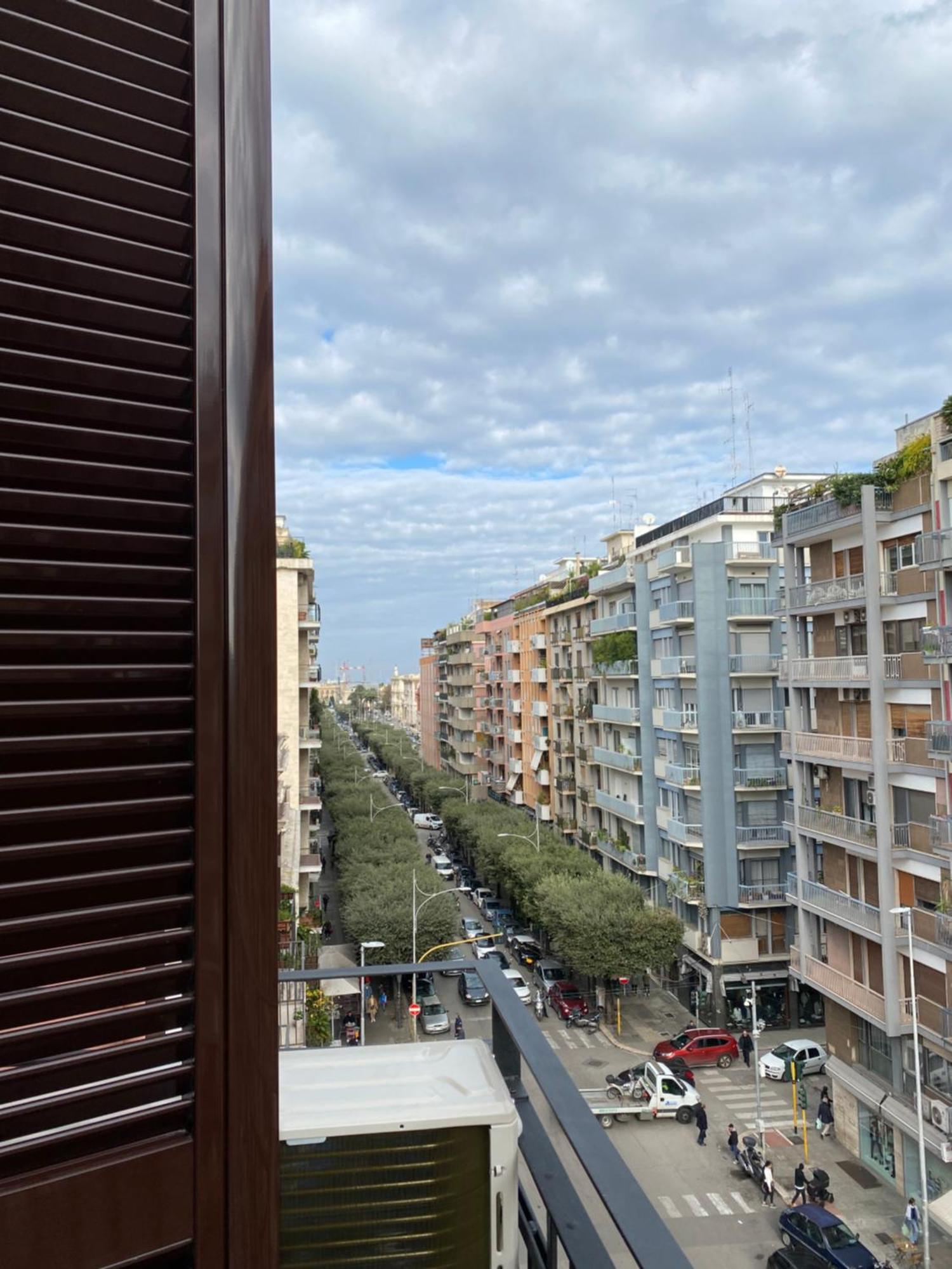Conte Cavour Apartment Бари Екстериор снимка